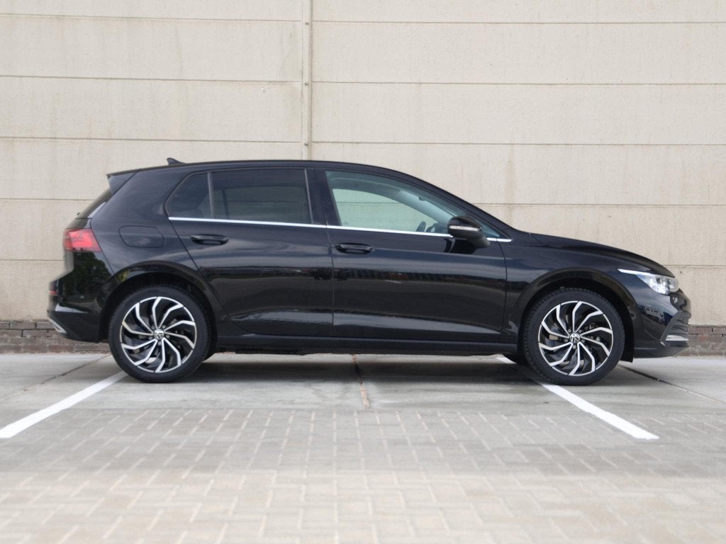 Volkswagen Golf 1.4 eHybrid Style 204PK DSG | Led Matrix | S, Gebruikt, 4 cilinders, Zwart, 13 kWh