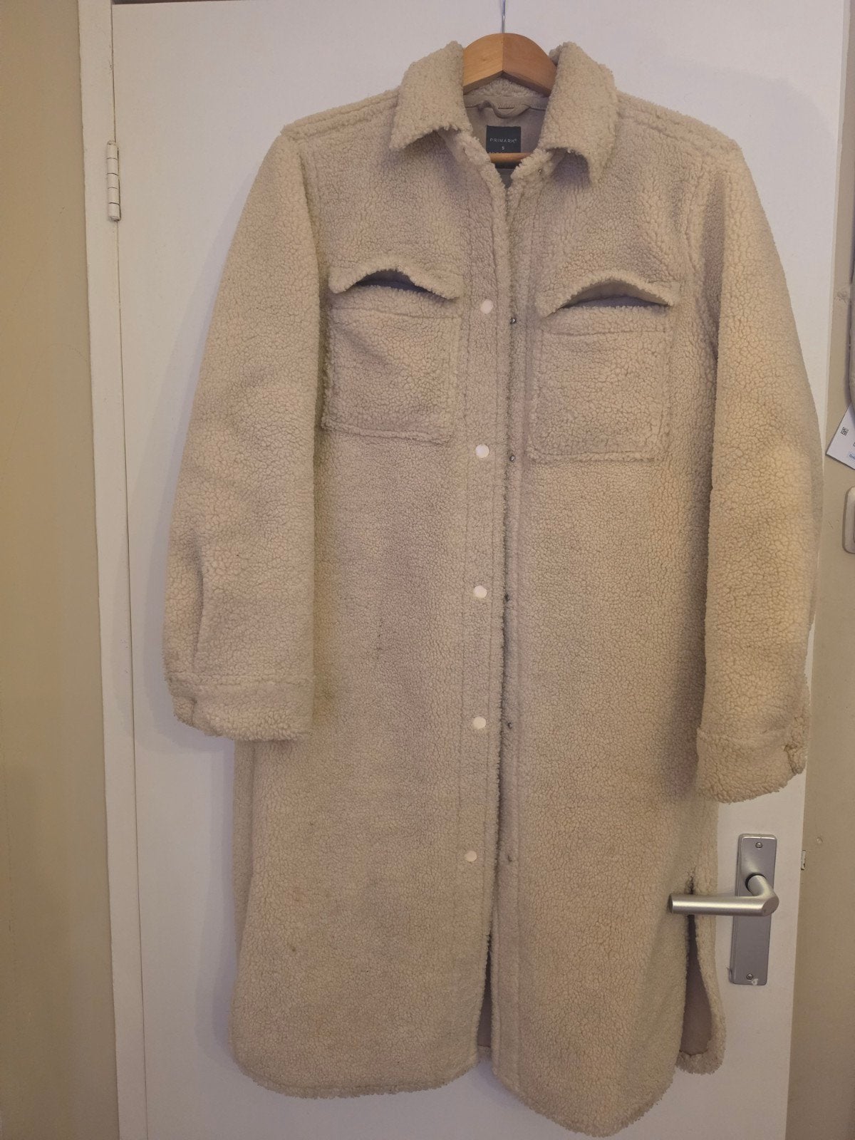 Lange teddy jas/shacket van Primark, maat S, Kleding | Dames, Primark, Beige, Ophalen of Verzenden, Zo goed als nieuw