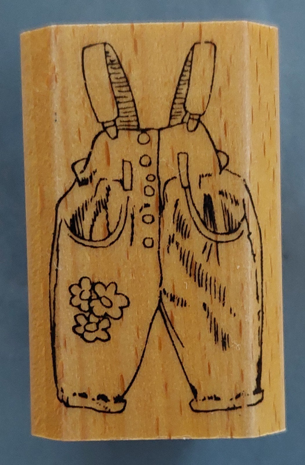 Mariëtte Verhees - Art Stamps - Baby tuinbroekje, Ophalen of Verzenden, Zo goed als nieuw, Houten stempel