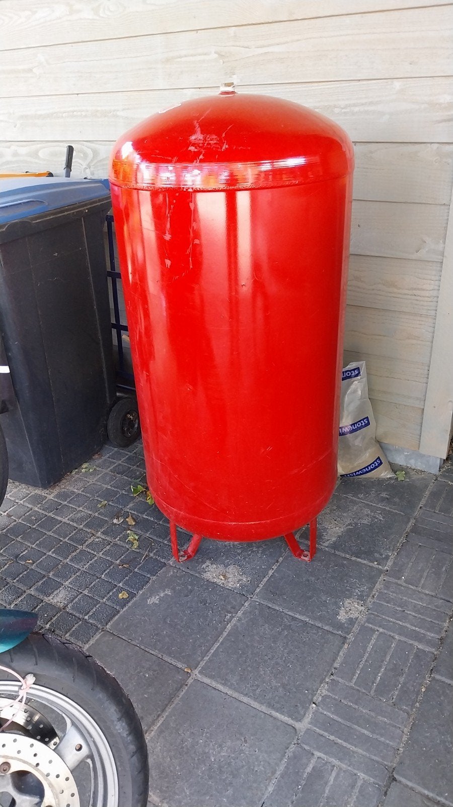 expansievat 300 liter, 100 liter of meer, Ophalen, Gebruikt, Minder dan 200 liter/min