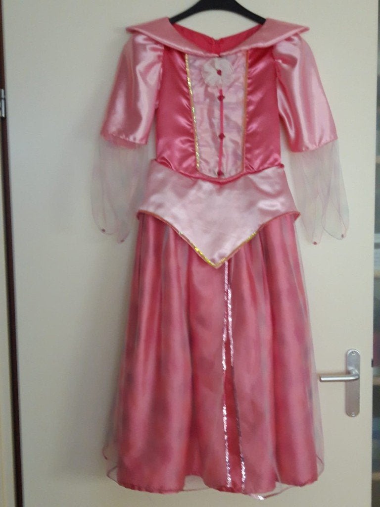 Prinsesjurk en een kleine jurkje, Ophalen of Verzenden, Gebruikt, 158 t/m 164, Meisje