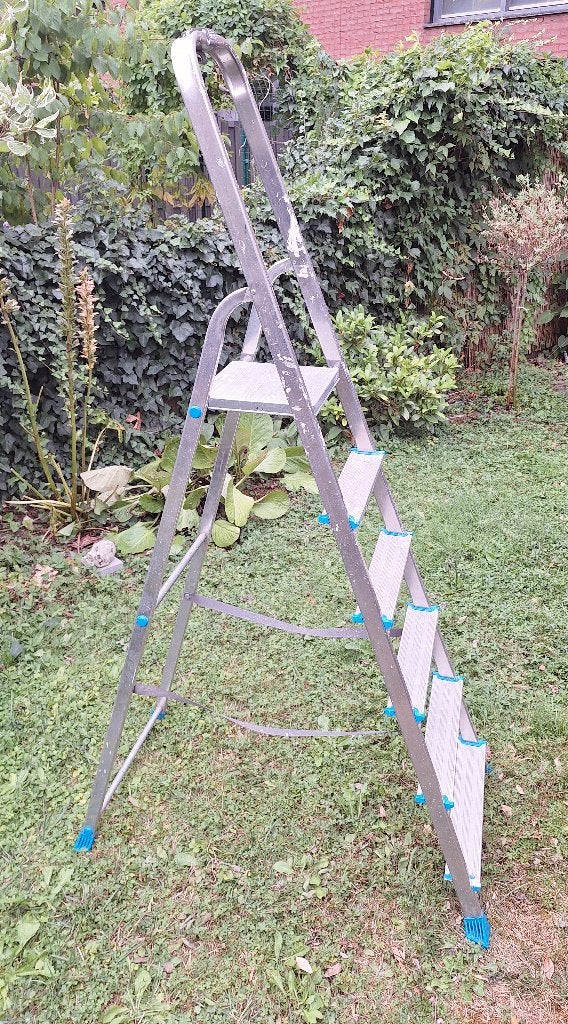 Huishoudtrap, Doe-het-zelf en Verbouw, Ladders en Trappen, Ophalen, Gebruikt, Trap, Minder dan 2 meter