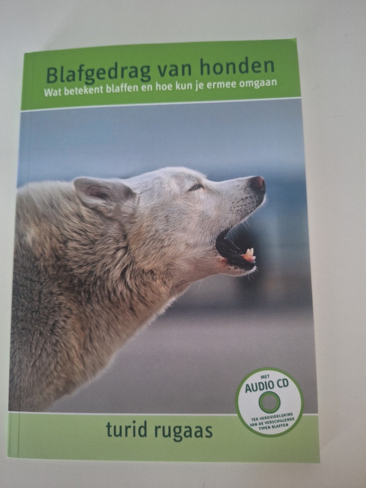 Blafgedrag van honden - Turid Rugaas (Boek + CD), Ophalen of Verzenden, Zo goed als nieuw, Honden, Turid Rugaas
