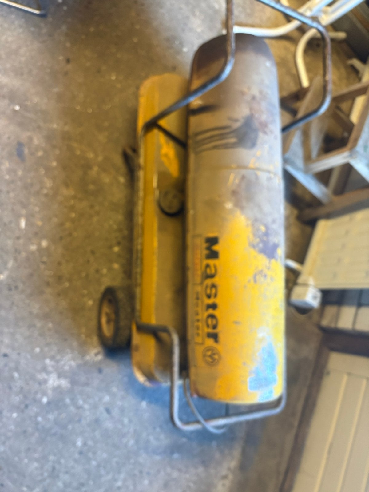 Master Heater - Industriële Kachel op wielen, Ophalen, 30 tot 80 cm, Gebruikt, Kachel