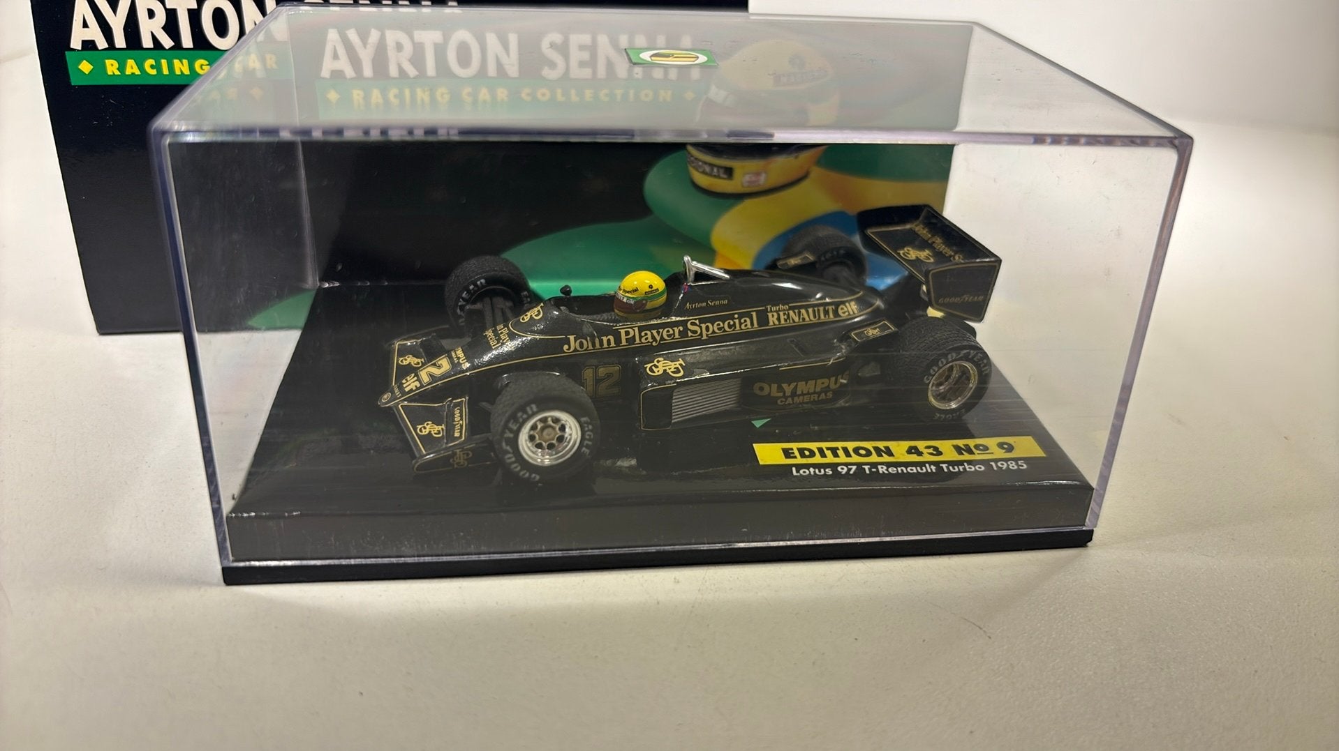 F1 lotus 97 t renault turbo 1985 ayrton senna minichamps, Hobby en Vrije tijd, Modelauto's | 1:43, Auto, Ophalen of Verzenden