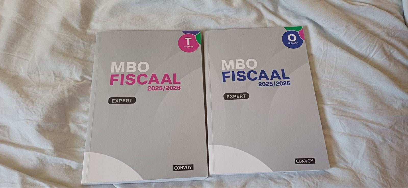 MBO Fiscaal 2025/2026 Expert (Theorie & Opgaven), Ophalen of Verzenden, Zo goed als nieuw, Bedrijfseconomie of M&O, Convoy