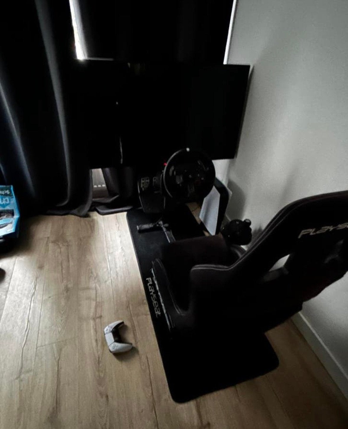 Playseat met TV beugel, logitech stuur, clutch en pedalen, Ophalen of Verzenden, Zo goed als nieuw, Playseat of Racestoel, PlayStation 5