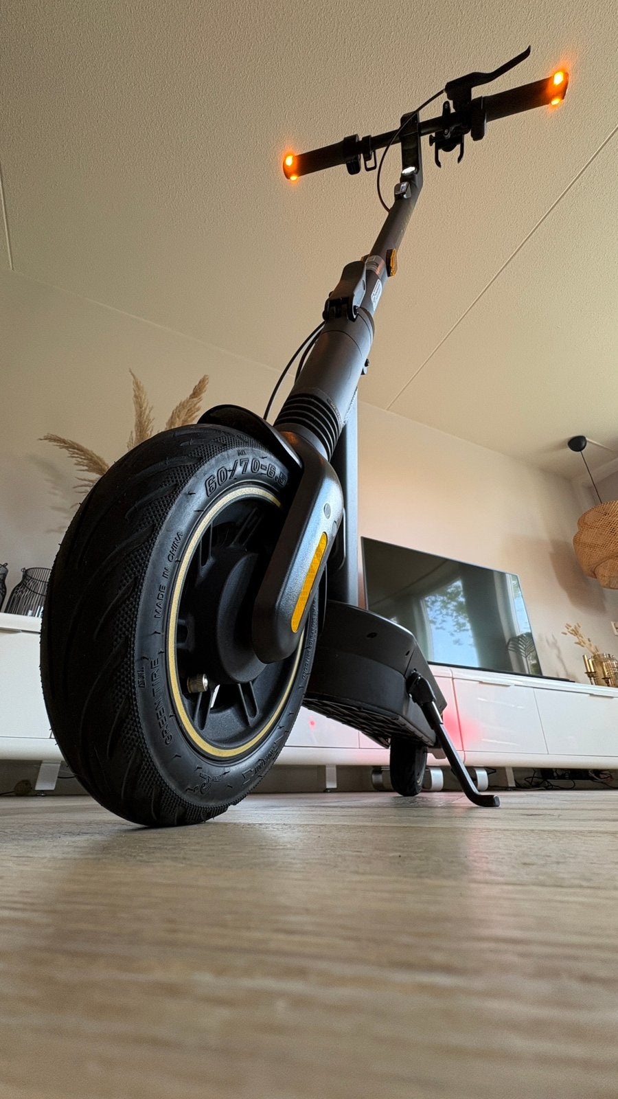 Segway Ninebot Max G2 met telefoonhouder, Ophalen, Zo goed als nieuw