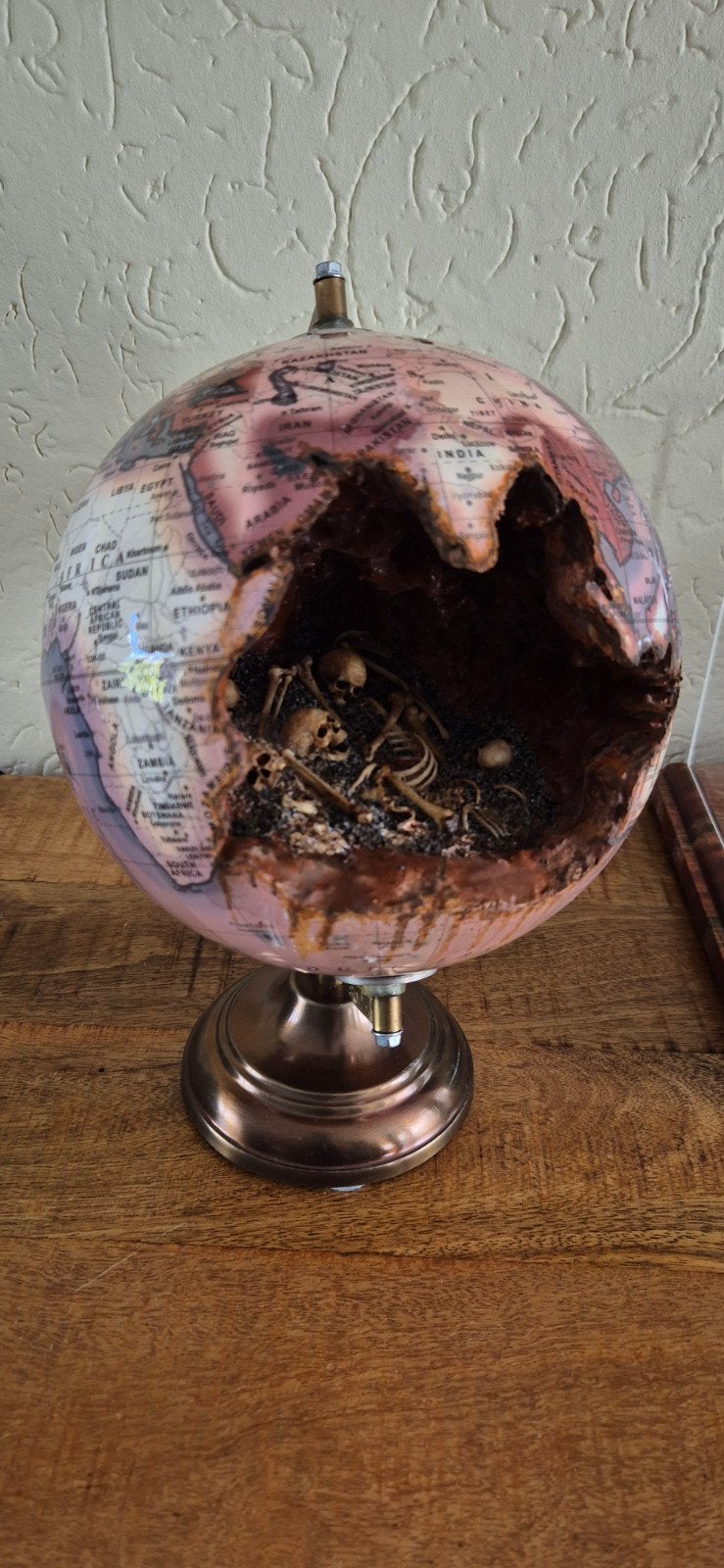 Unieke Open Globe met menselijke resten - Decoratie, Gebruikt, Meerkleurig, Overige materialen, Overige stijlen