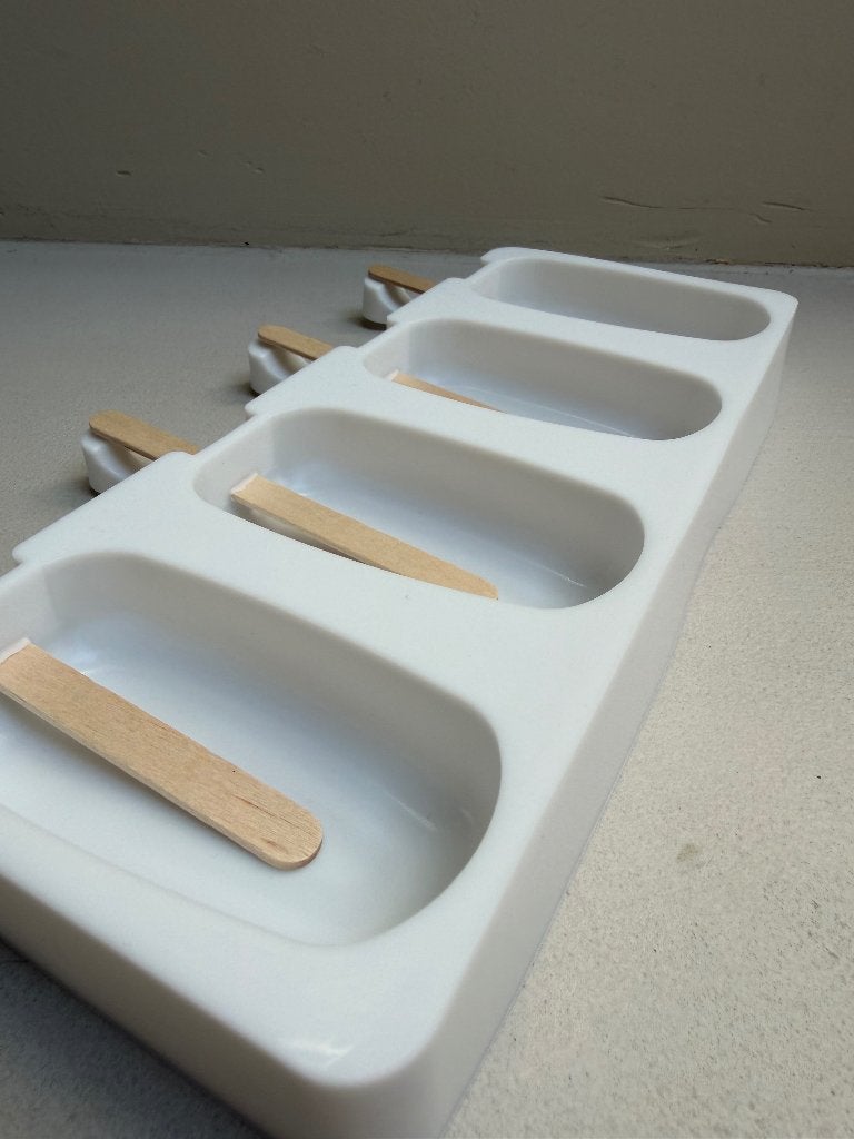 BrandNewCake Magnum ijsvorm – siliconen 4 ijsjes + stokjes, Ophalen of Verzenden, Zo goed als nieuw, Taarten of Cupcakes, Bakvorm