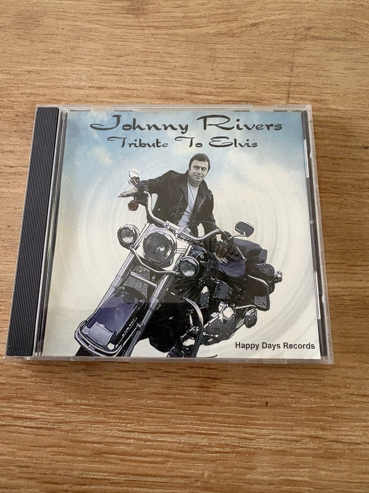 Johnny Rivers Tribute To Elvis, Pop, Ophalen of Verzenden, Zo goed als nieuw, Inclusief doosje