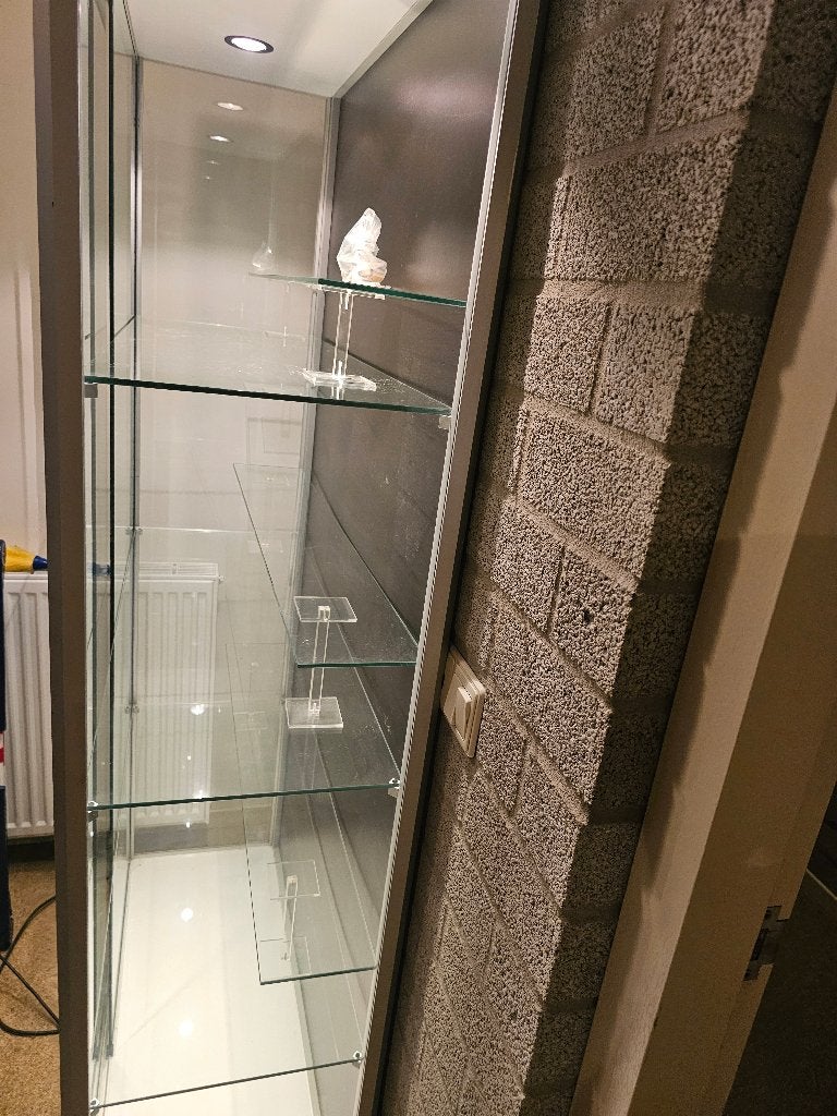 Vitrine kast, Huis en Inrichting, Ophalen, Met deur(en), 50 tot 100 cm, Zo goed als nieuw