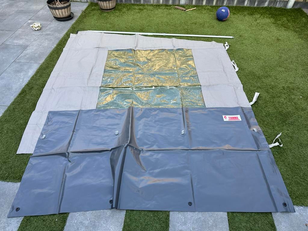 Fiamma zijwand voor luifel, 225 cm diep met rafter, Ophalen, Zo goed als nieuw