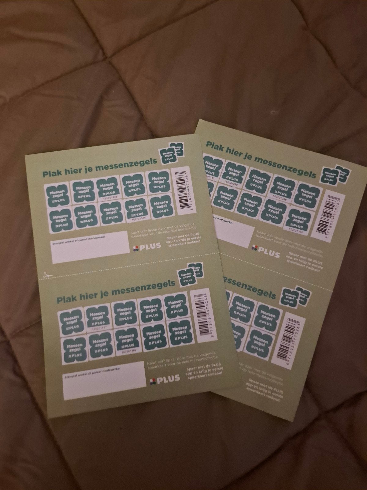 4 volle spaarkaarten plus messenzegels, Verzamelen, Supermarktacties, Plus, Ophalen of Verzenden