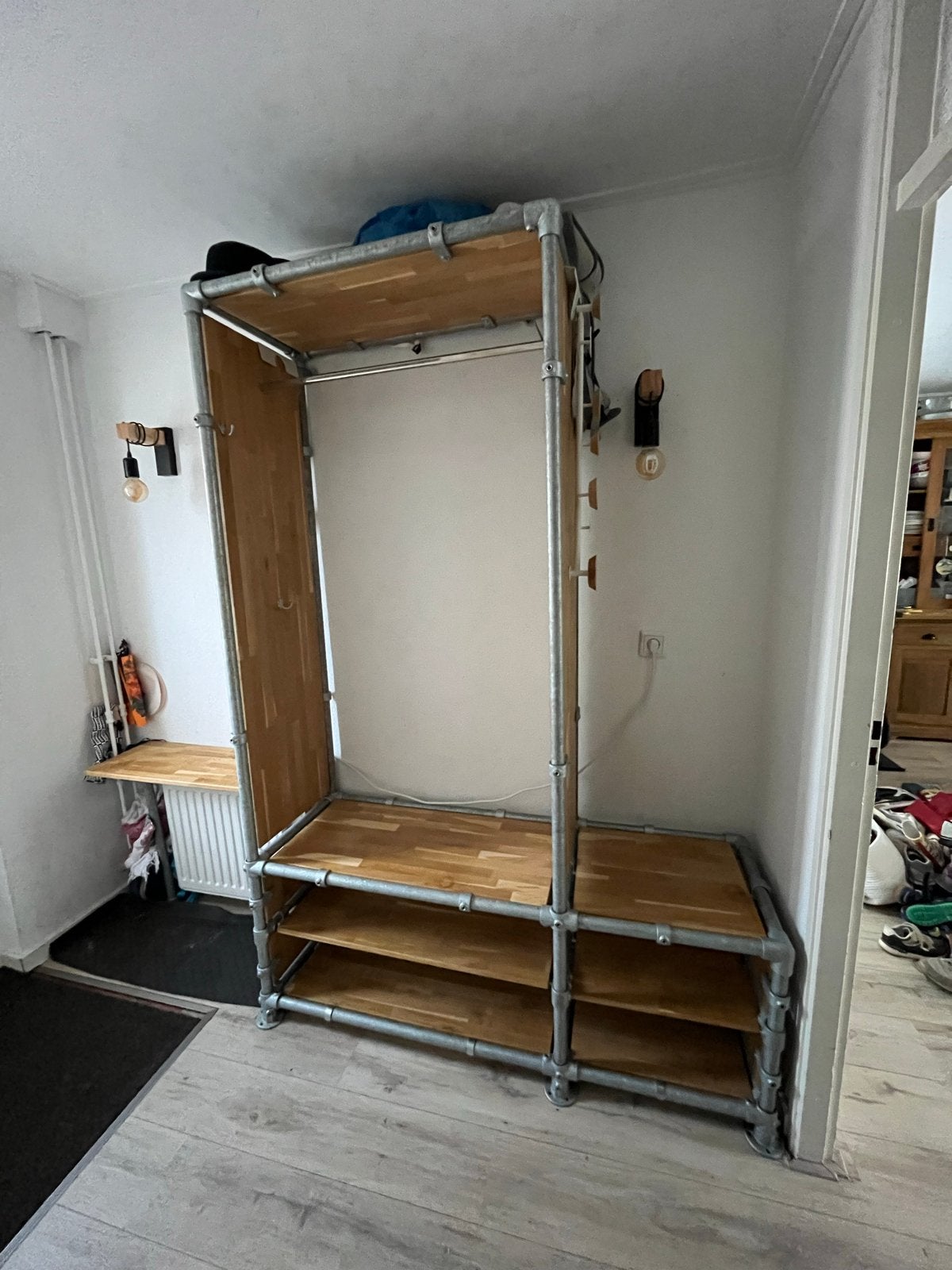 Garderobekast van steigerbuizen en hout - Industrieel design, Ophalen, Met plank(en), Gebruikt, 200 cm of meer