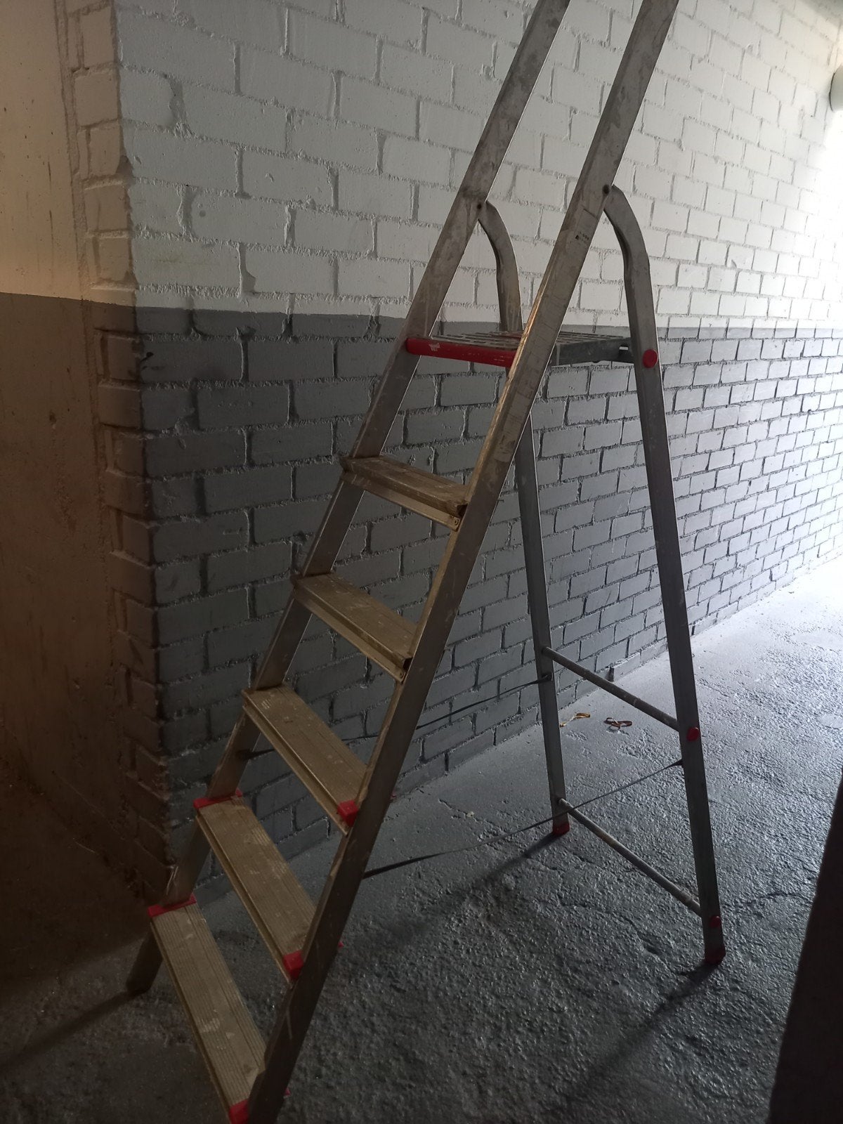 Trap met 6 treden, Doe-het-zelf en Verbouw, Ladders en Trappen, Ophalen, Gebruikt, Minder dan 2 meter