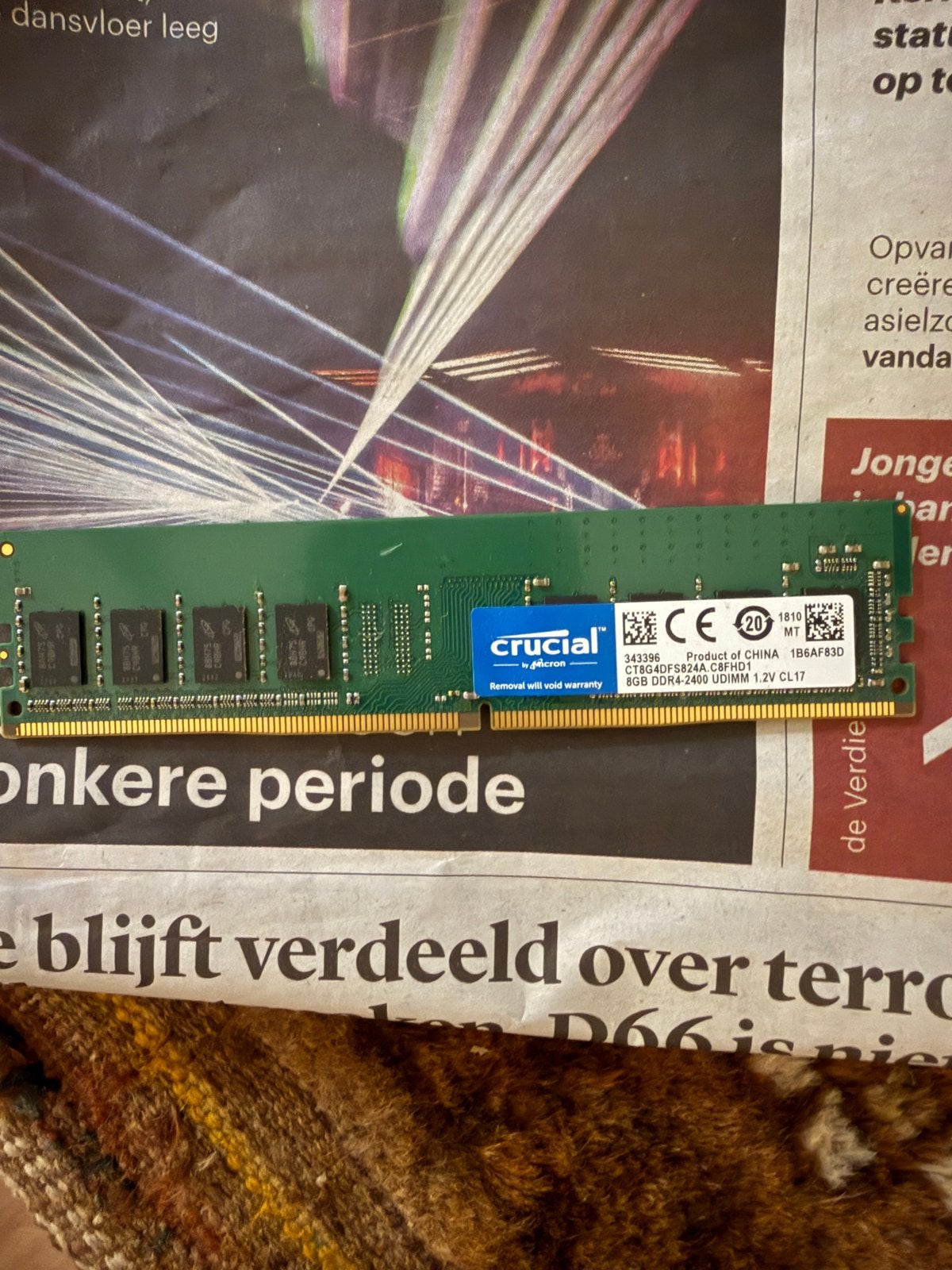 8 gb ddr4 2400, Ophalen of Verzenden, Zo goed als nieuw, DDR4, Desktop