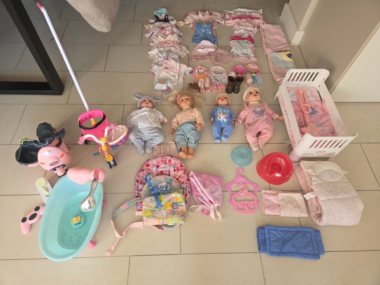 Grote Baby Born en Baby Annabell poppen en accessoires, Kinderen en Baby's, Ophalen, Gebruikt, Babypop