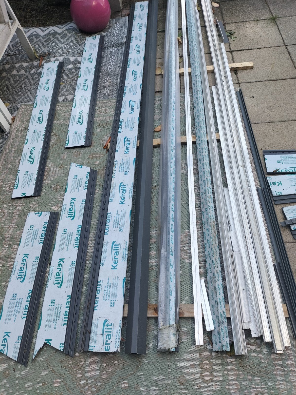 Keralit gevelpanelen en afwerkprofielen, Ophalen, Zo goed als nieuw, 200 tot 250 cm, Plank