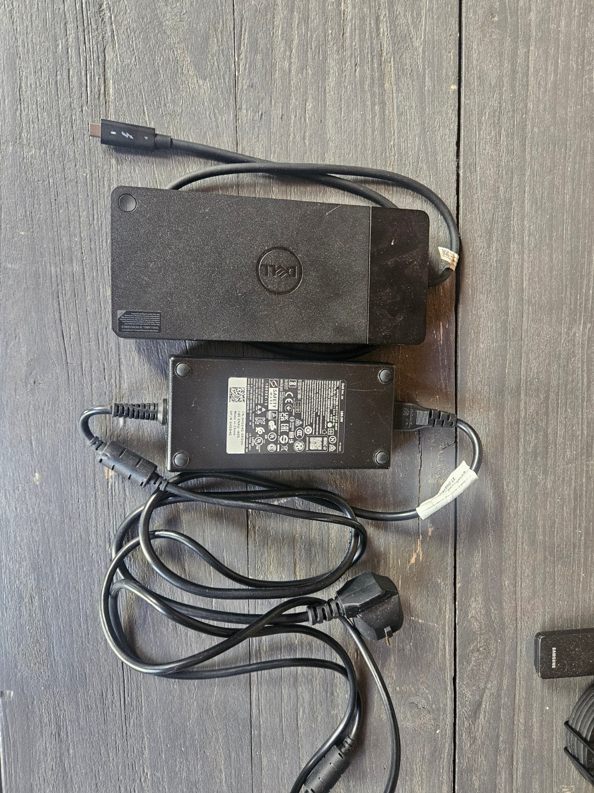 Dell WD22TB4 Thunderbolt 4 Dockingstation met 180W voeding, Computers en Software, Dockingstations, Ophalen of Verzenden, Dell