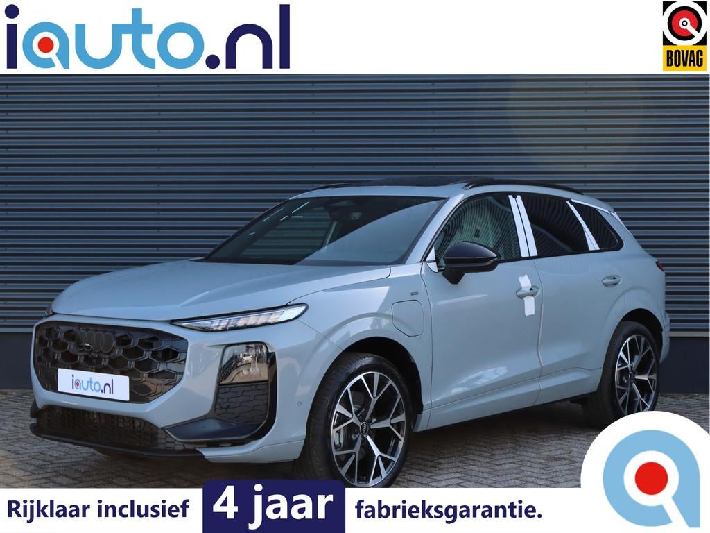 Audi Q3 1.5 200kW 272pk e-hybrid S-Line Pano/Leder/Tech Plus, Auto's, Audi, 12 maanden, 1800 kg, Zwart, 4 cilinders