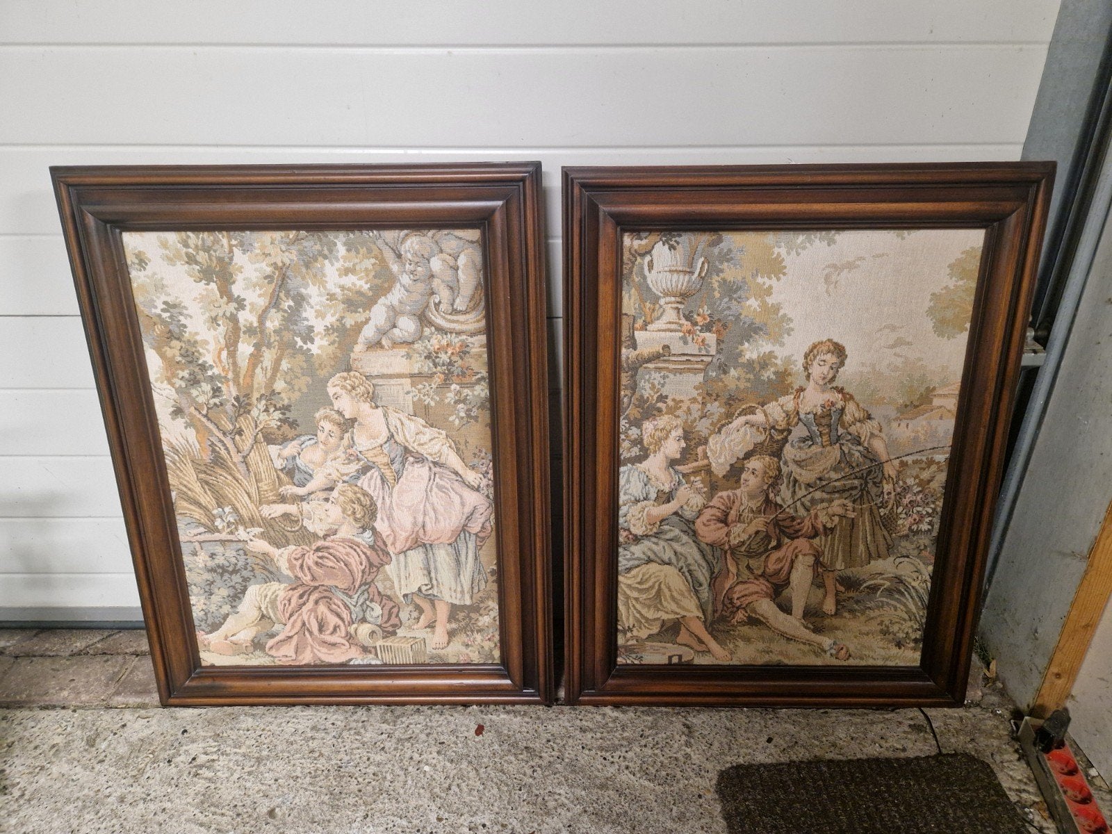 2 geborduurde schilderijen met eiken lijst, Ophalen, 85 cm, Hout, Klassiek