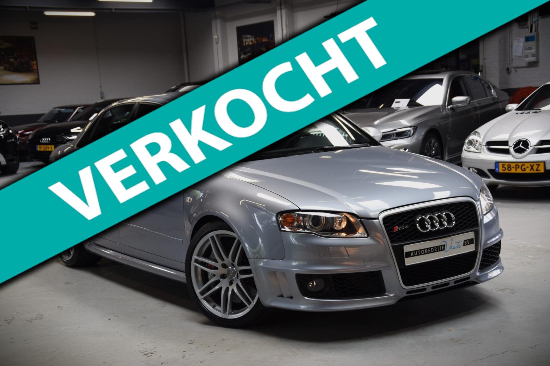 Audi RS4 Sedan 4.2 V8 RS 4 Quattro *Uniek* Keramisch|Schaals, Auto's, Gebruikt, Leder, Bedrijf, Handgeschakeld