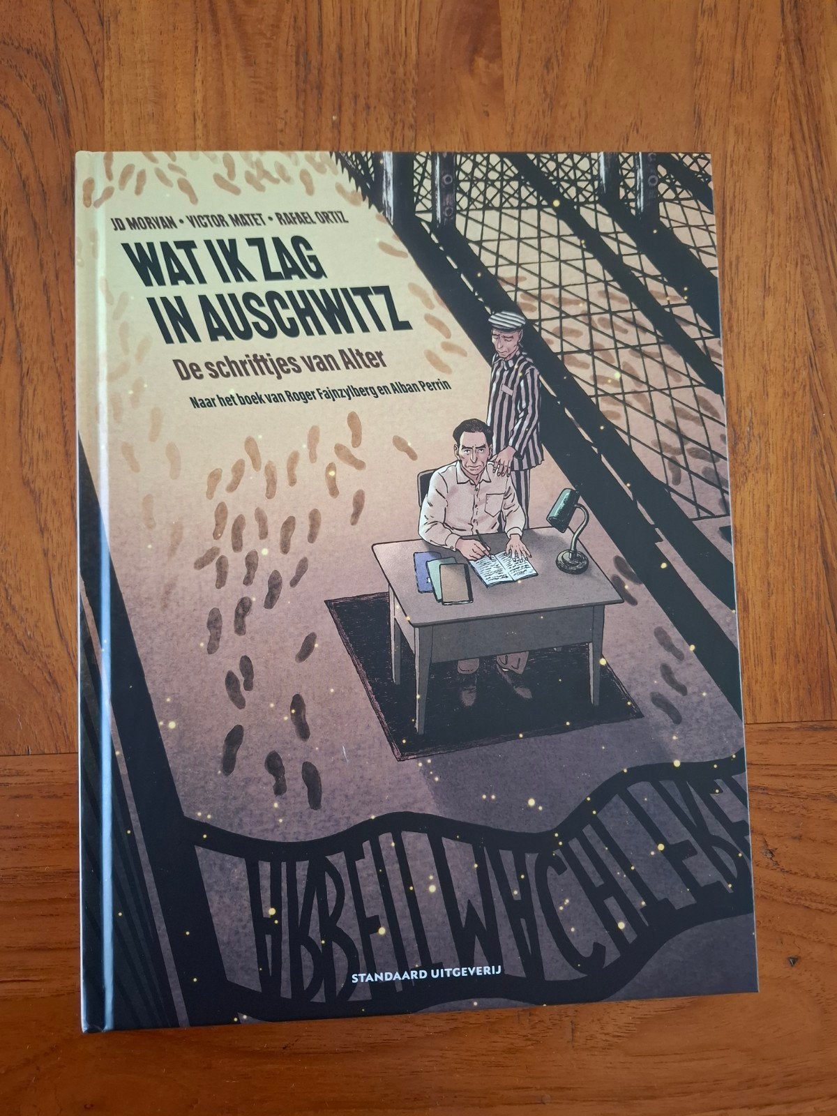 Stripboek 'Wat ik zag in Auschwitz', Eén stripboek, Ophalen of Verzenden, Nieuw, JD Morvan, Victor Matet en Rafael Ortiz