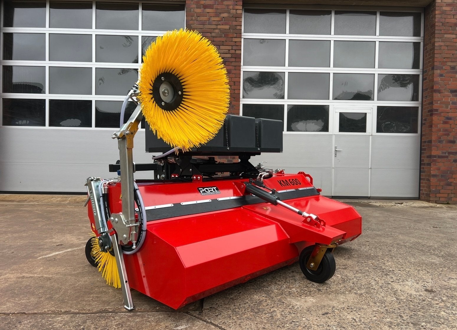 Nieuwe veegmachines - Diverse modellen beschikbaar, Ophalen, Werkplaats, Gebouw of Erf