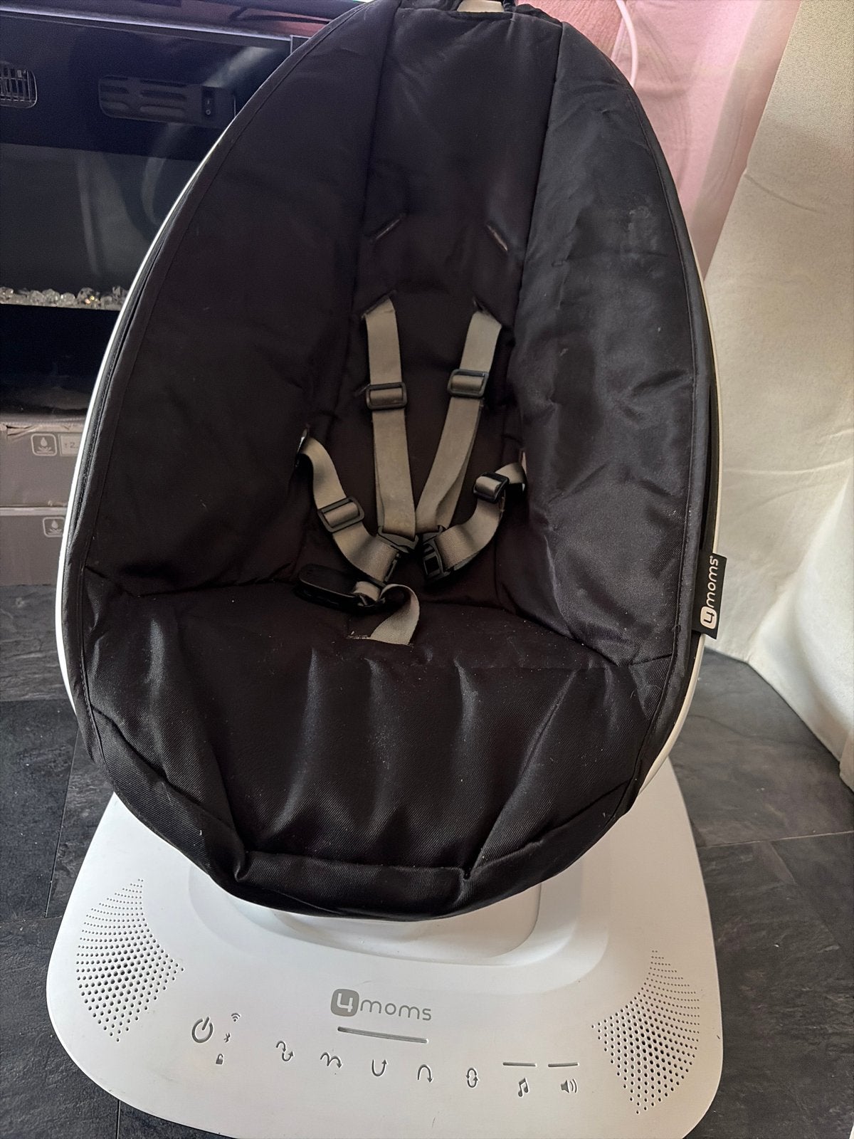 4moms MamaRoo 4.0 Swingstoel - Zo goed als nieuw, Ophalen of Verzenden, Zo goed als nieuw