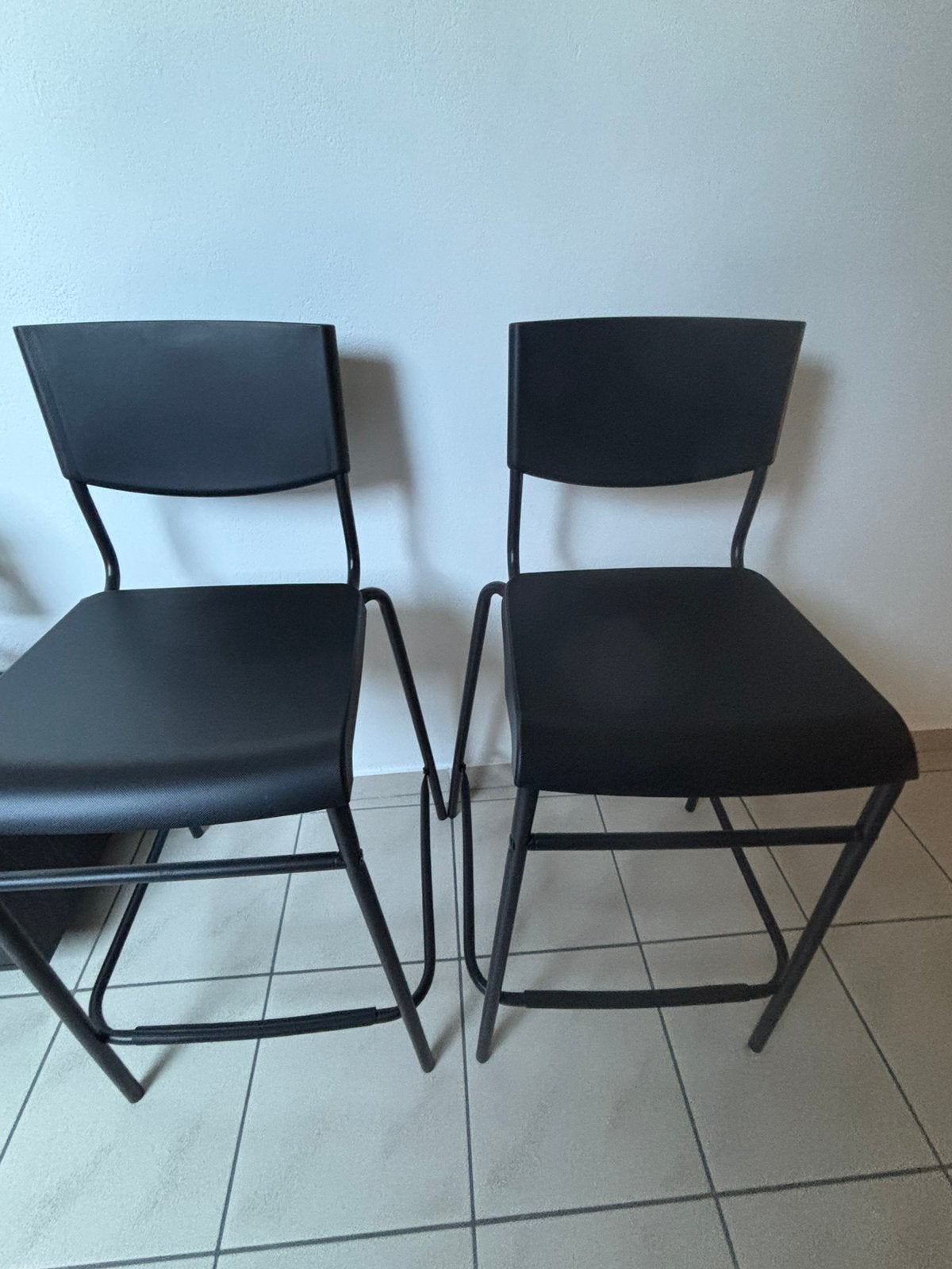 2 zwarte krukken, Ophalen, Kunststof, 60 tot 90 cm, Nieuw
