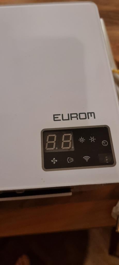 2x Eurom Wall Designheat 2000 Wifi heaters - App bedienbaar, Ophalen, 60 tot 150 cm, Radiator, 30 tot 80 cm
