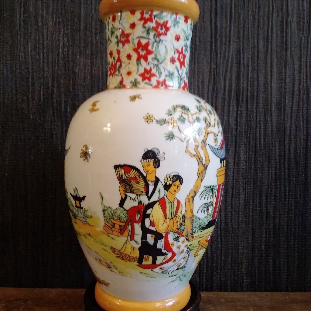 Oude chinese vaas met console, Verzenden