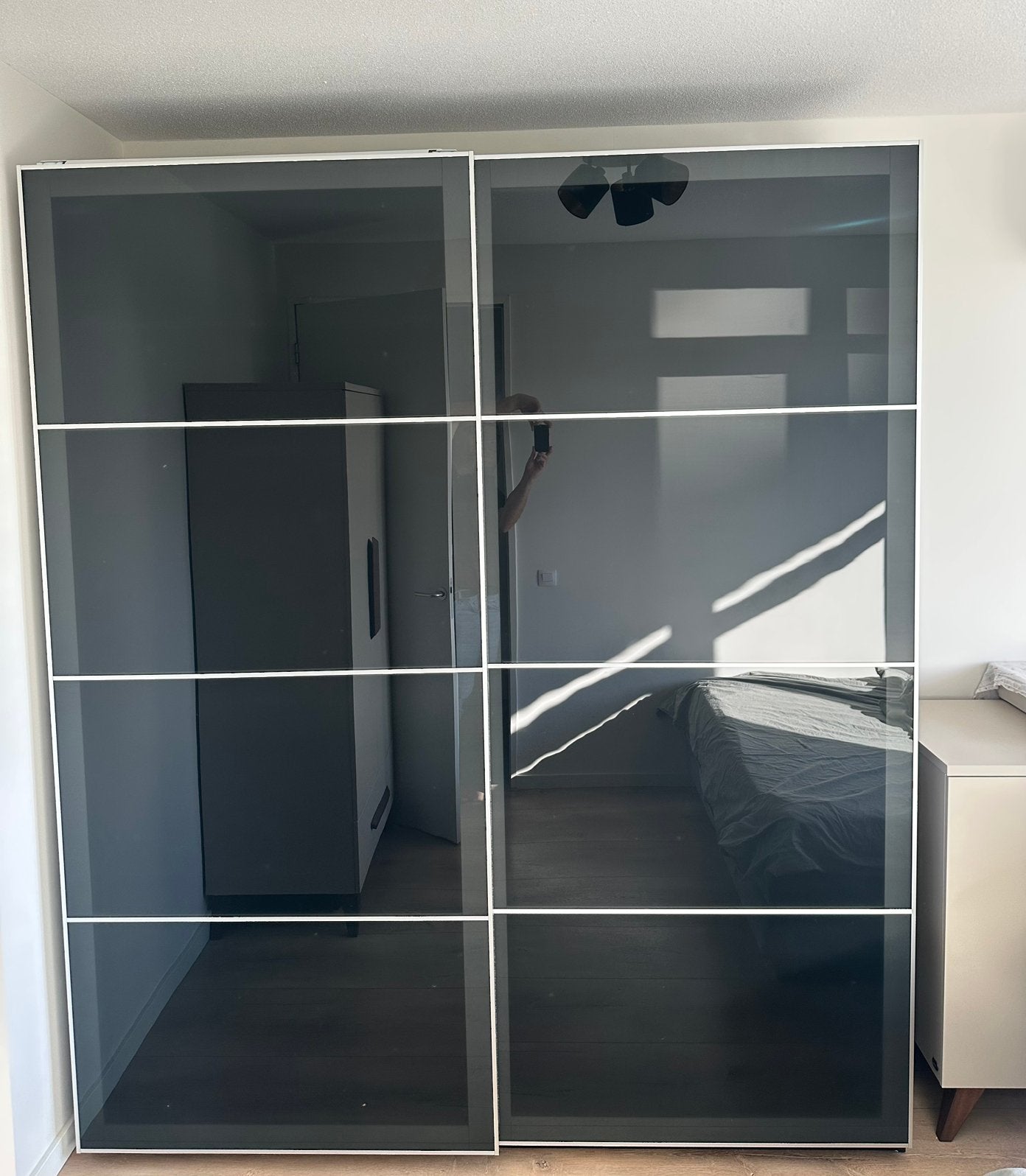 IKEAS PAX kledingkast met antracietglazen schuifdeuren, Ophalen, 200 cm of meer, Overige houtsoorten, 200 cm of meer