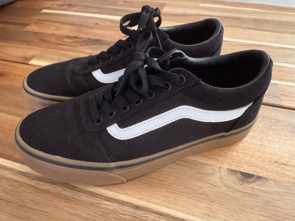 Vans Ward Zwart Gum Maat 40.5, Ophalen, Zwart, Vans, Sneakers of Gympen