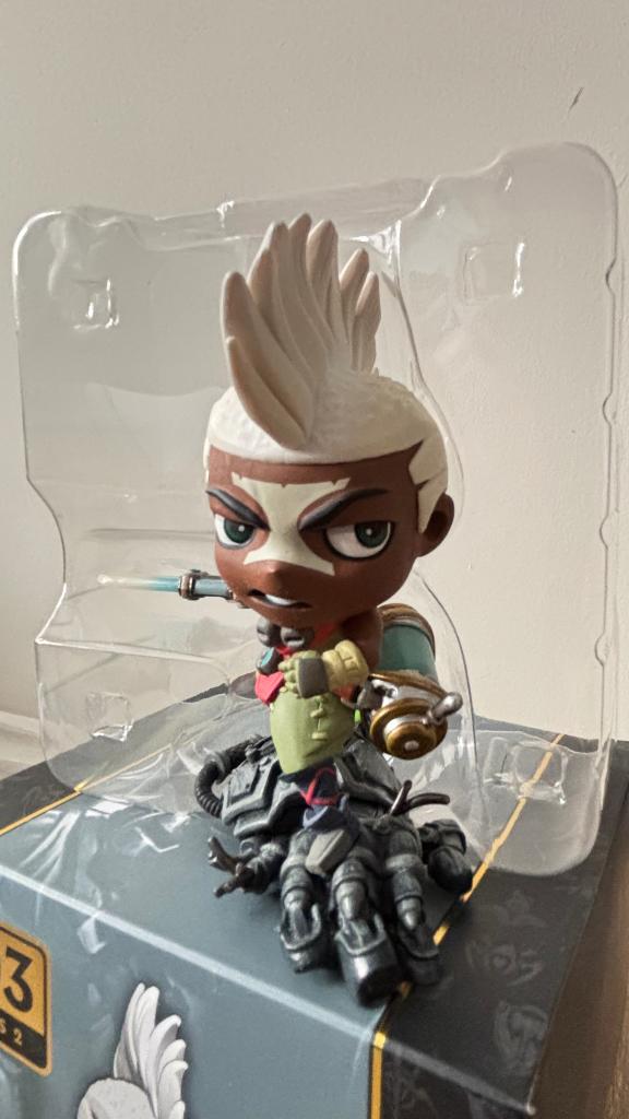 League of legends Ekko figure, Verzamelen, Ophalen of Verzenden, Zo goed als nieuw