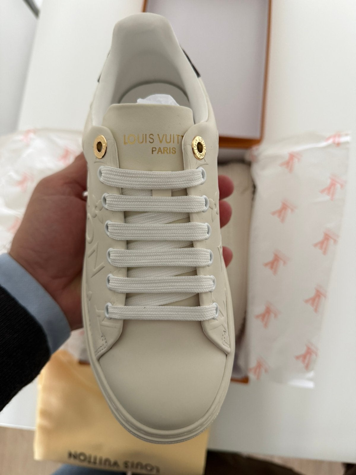 Gympen nieuw dames LV maat 38, Ophalen of Verzenden, Nieuw, Beige, Sneakers of Gympen