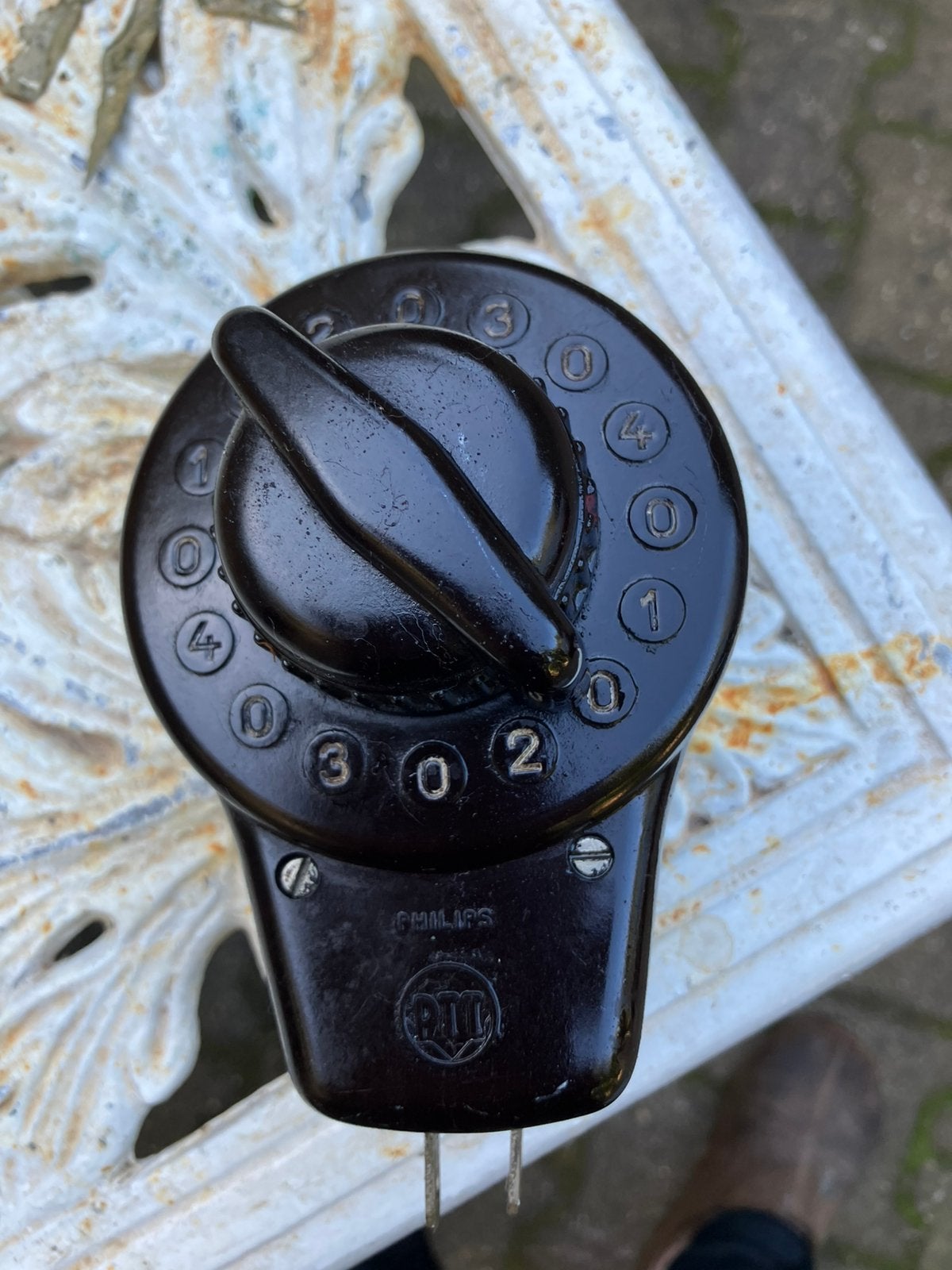 Bakeliet v d radio, Ophalen of Verzenden