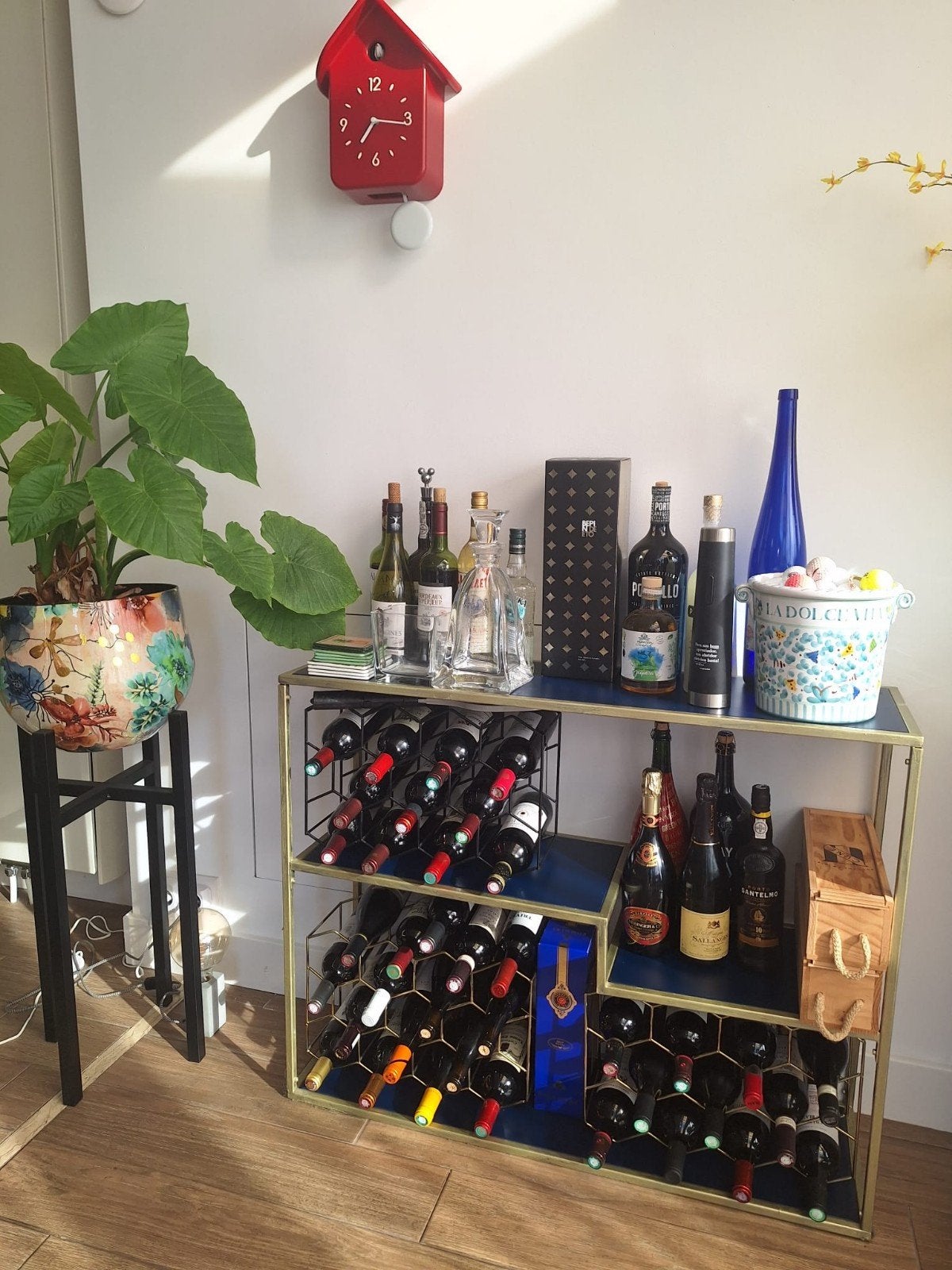 Stijlvol Wijnrek/Barmeubel - kast Goud & Blauw, Huis en Inrichting, Ophalen, Zo goed als nieuw, 25 flessen of meer, 75 – 100