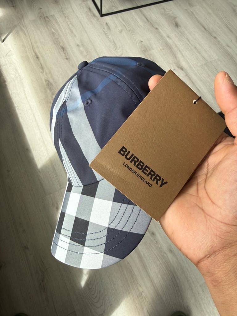 Burberry petje blauw, Ophalen of Verzenden, Zo goed als nieuw