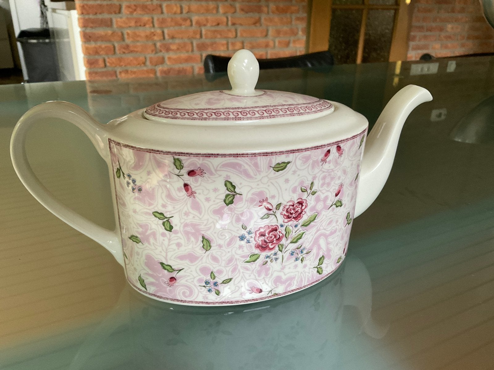 Johnson Brothers "Rose Damask" theepot, Ophalen of Verzenden