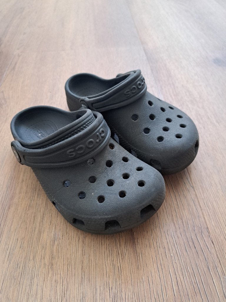 Zwarte Crocs schoenen voor kinderen - Maat C10, Gebruikt, Crocs, Jongen of Meisje, Schoenen