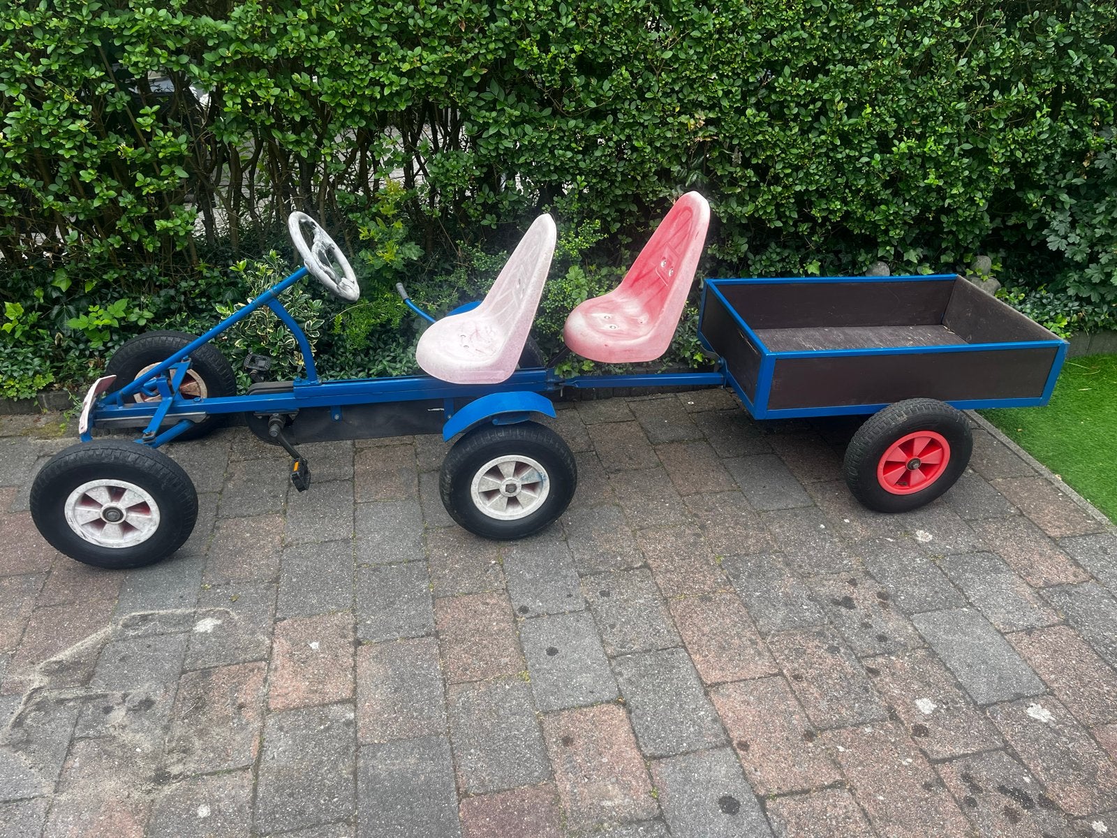 Mammoet skelter met aanhanger + duozit, inclusief wandbeugel, Kinderen en Baby's, Speelgoed | Buiten | Skelters, Ophalen, Gebruikt
