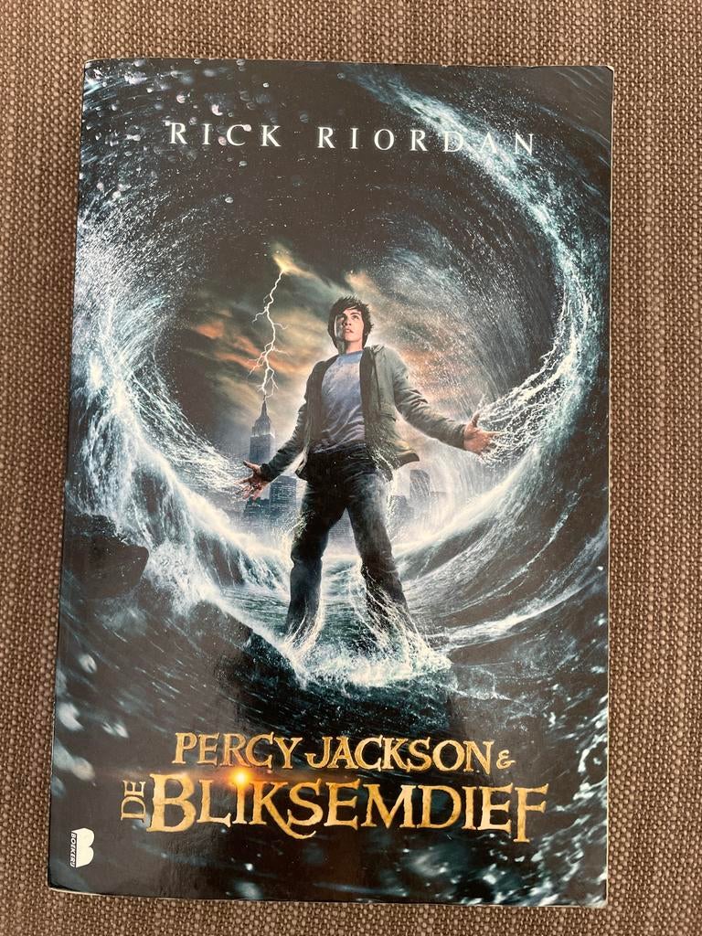 Rick Riordan - De bliksemdief, Gelezen, Fictie algemeen, Rick Riordan, Ophalen of Verzenden