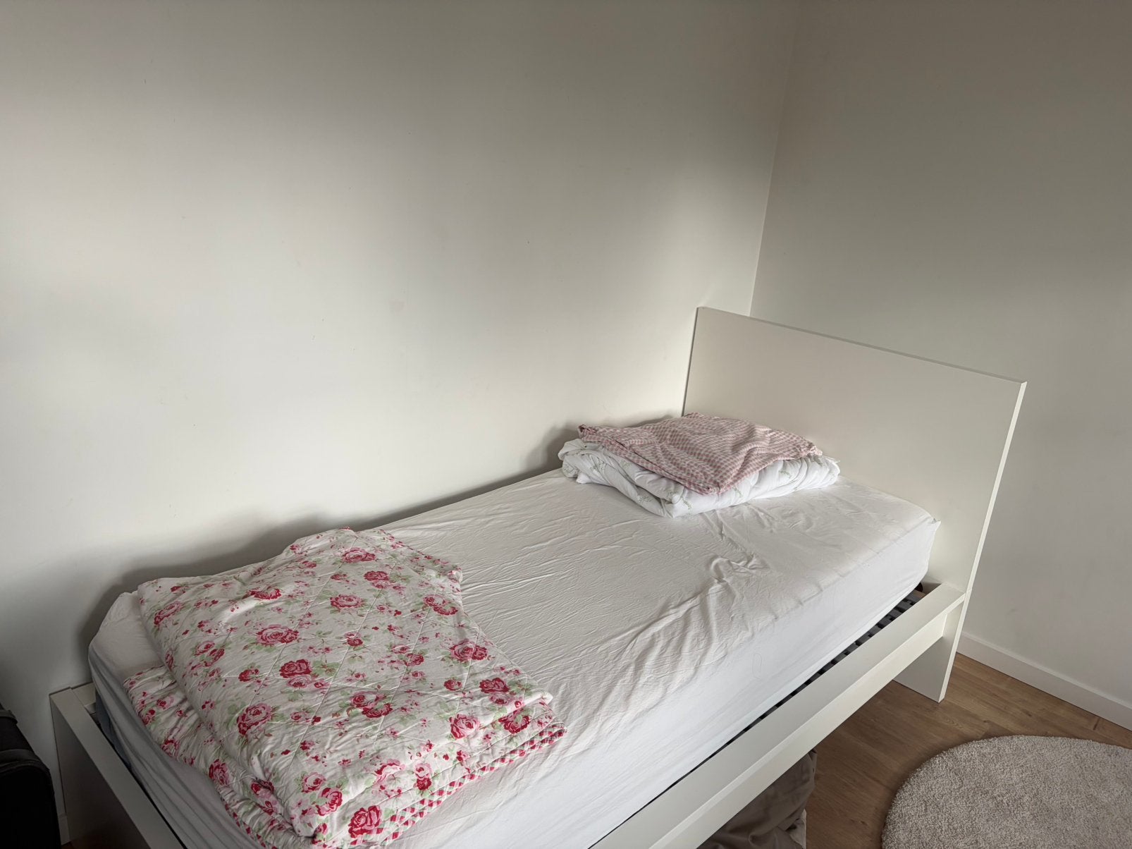 Ikea bed matrass 90X200, Ophalen, Zo goed als nieuw, 180 cm of meer, 85 tot 100 cm