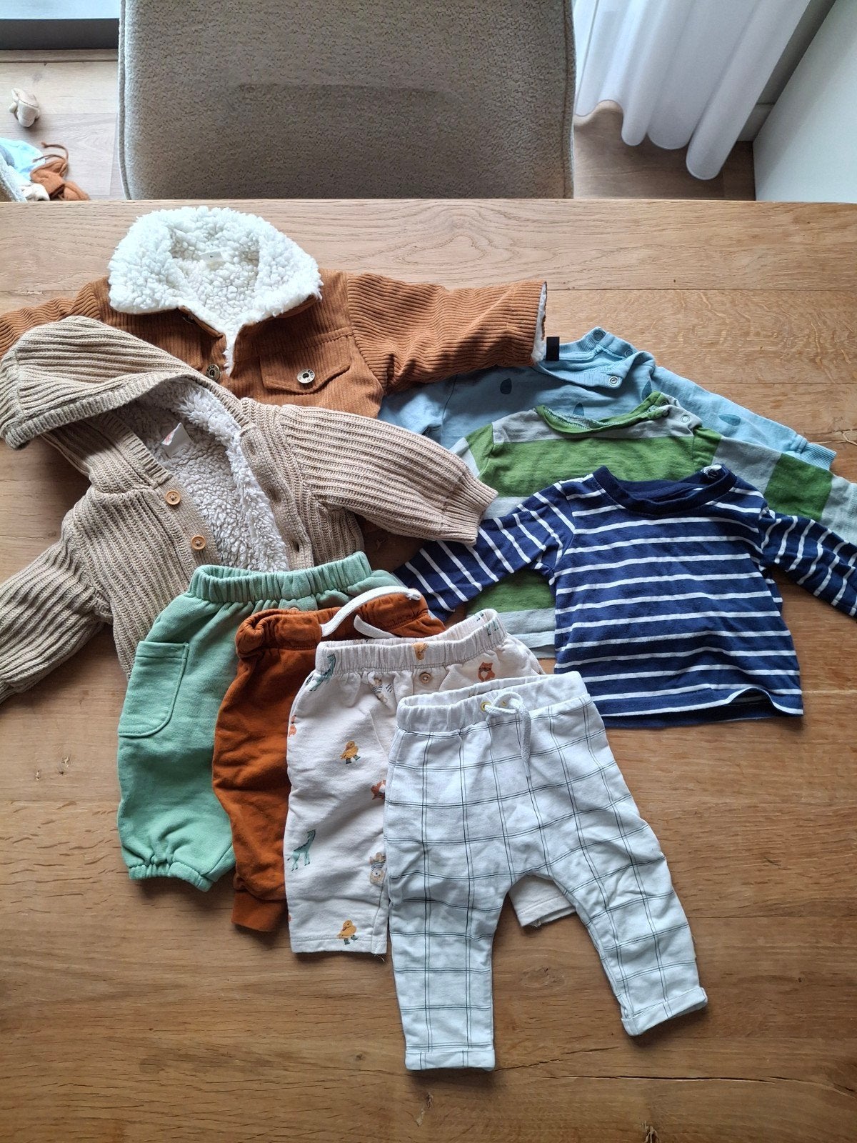 Babykleding pakket: jassen, truien en broeken maat 62, Ophalen of Verzenden, Gebruikt, Diverse, Jongetje