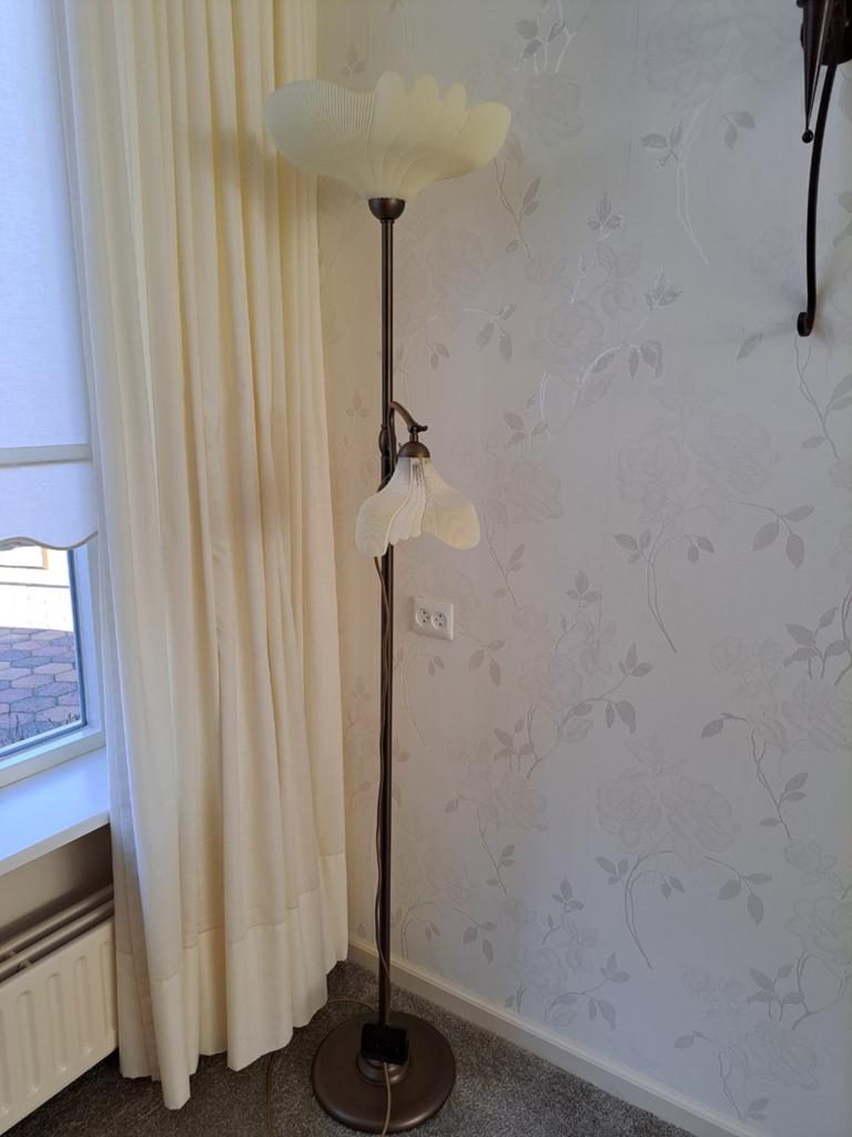 Mooie staande lamp, geheel intact, Ophalen, Zo goed als nieuw, 150 tot 200 cm