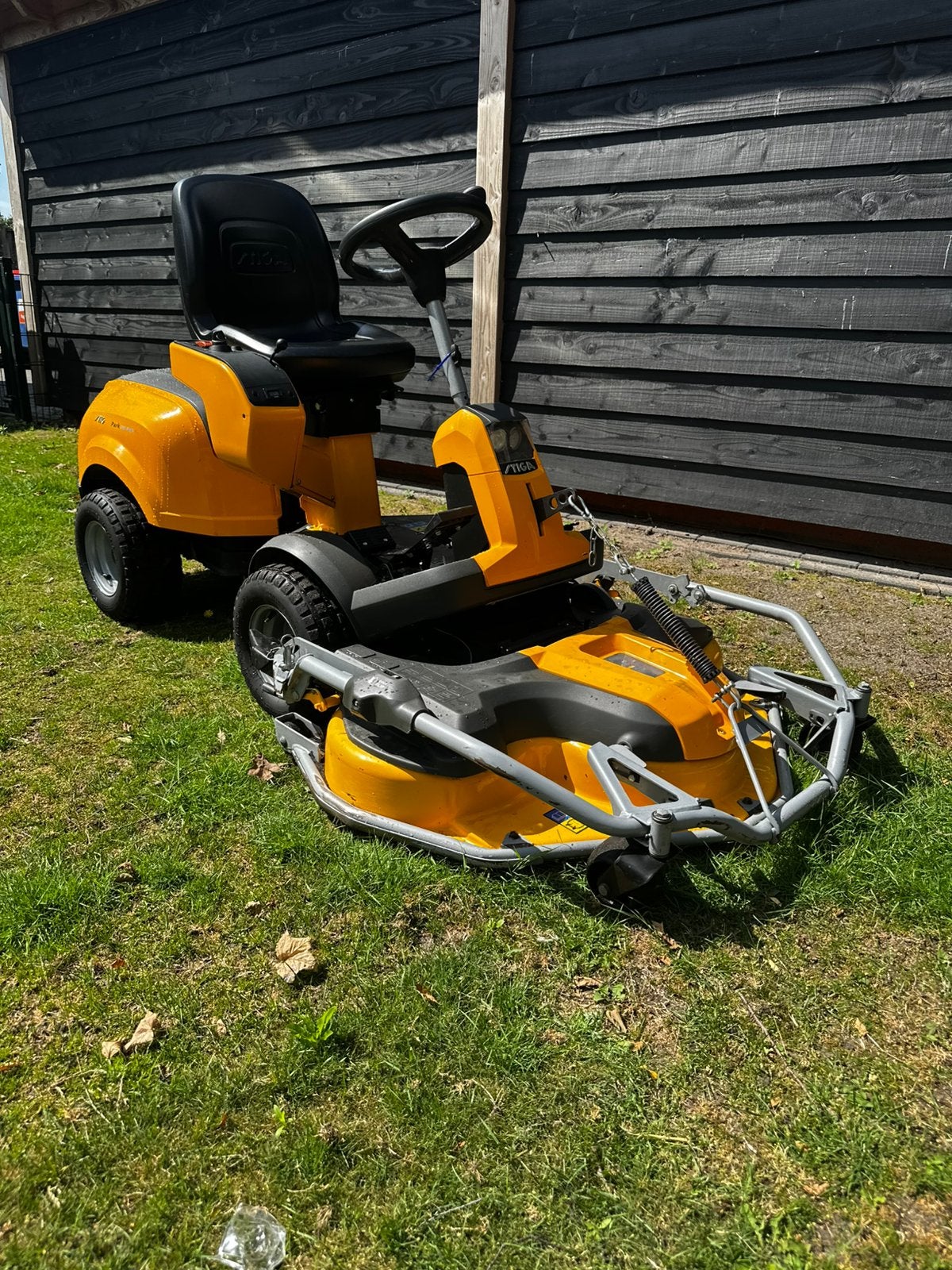 Stiga park 740 PWX Zitmaaier/Frontmaaier., Ophalen, Zo goed als nieuw, Mulchfunctie, 90 tot 120 cm