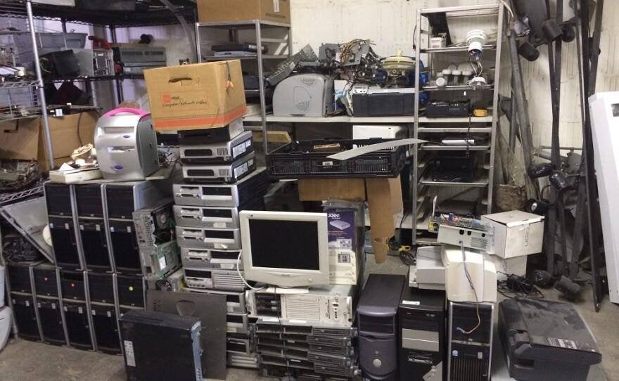Gezocht: oude / ongebruikte PC en laptop onderdelen, Computers en Software, Ophalen of Verzenden, Onbekend, SSD