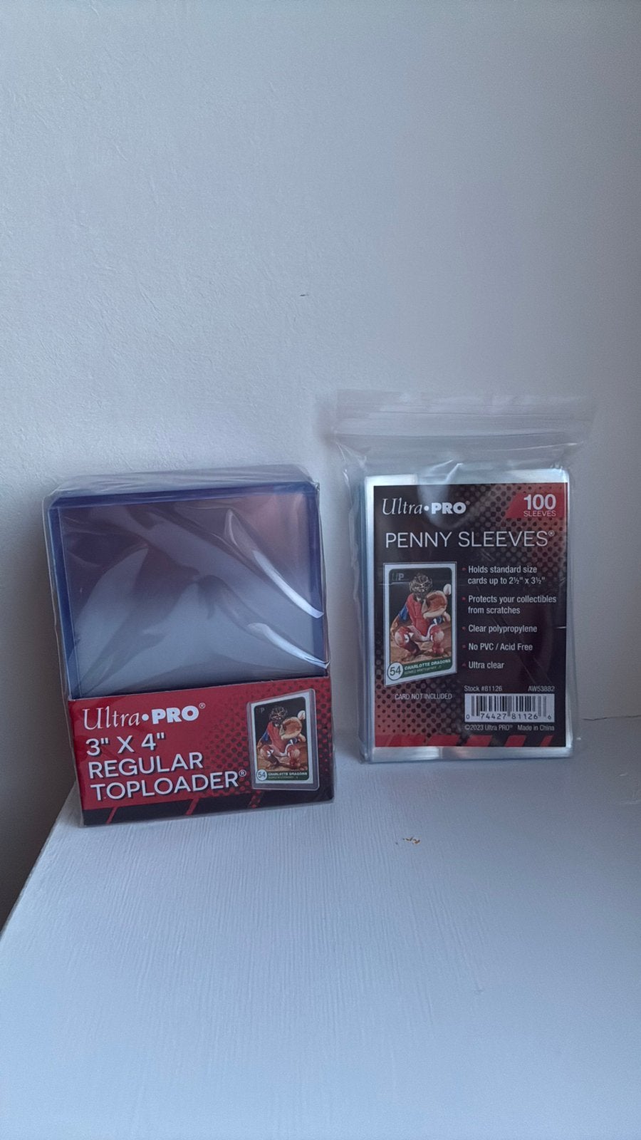 Toploaders en sleeves van ultra pro, Ophalen of Verzenden, Zo goed als nieuw, Sleeves of Kaarthoesjes